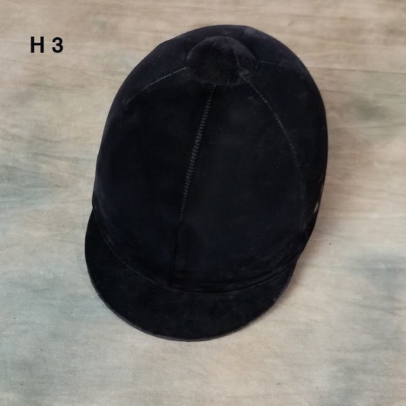 H3 USED Black velvet EQUESTRIAN Riding Helmet - Picture 2 of 4